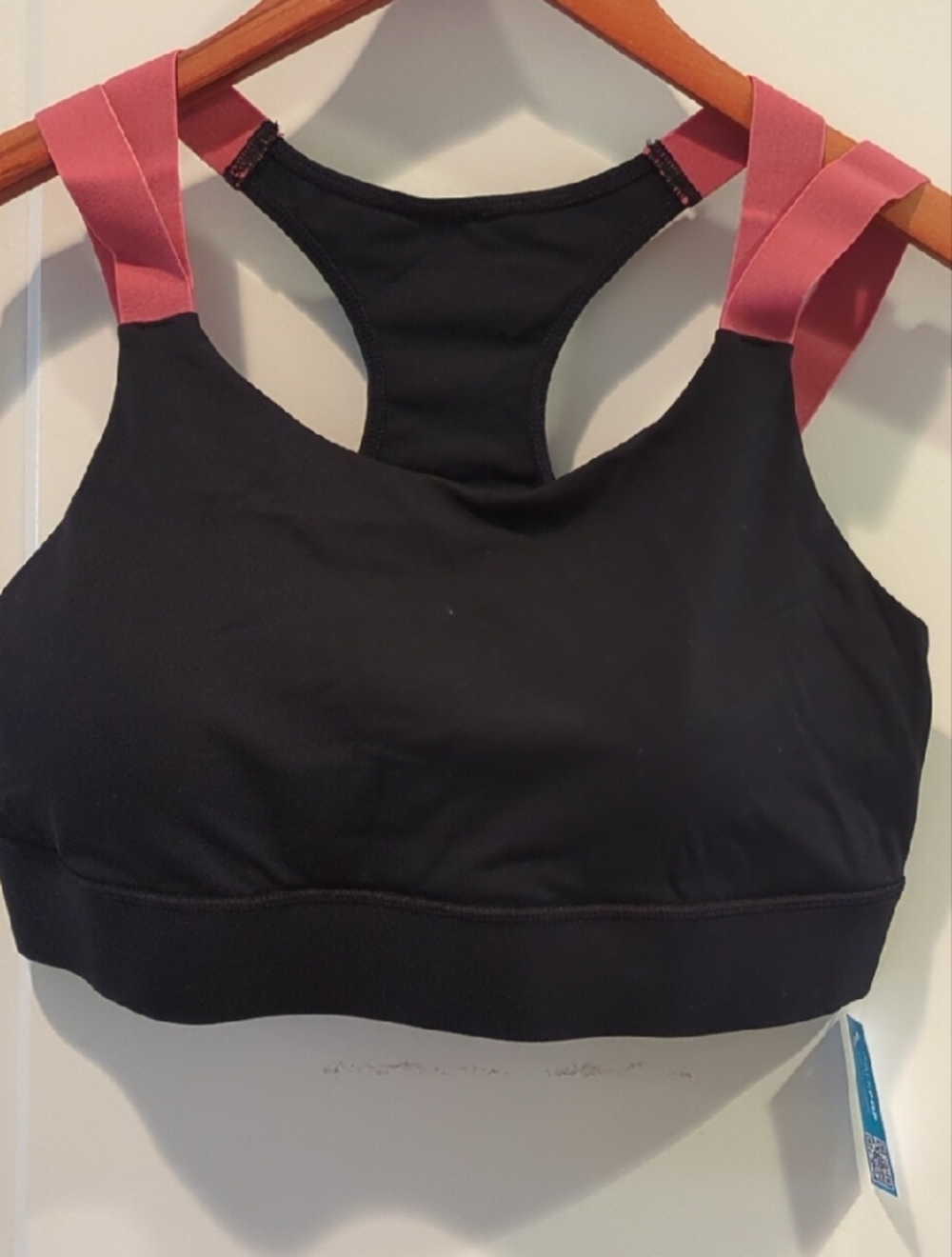 Walkpop Ava Black Sports Bra with Pink Straps Supportive